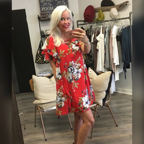 ❤️LAST 1! ❤️ Ruffle Criss Cross Swing Dress! - Picture 2 of 4